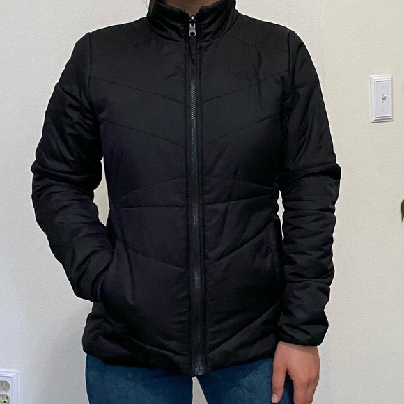 The North Face Puffer Jacket - Picture 5 of 5